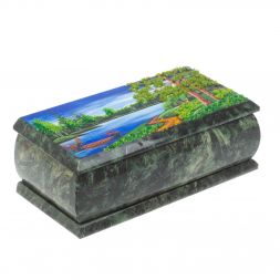 Шкатулка "Лодка на озере" из шабровского змеевика 18х9х6,5 см