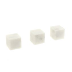 Кубик из из белого мрамора 3 см
