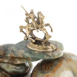 Композиция &amp;quot;Георгий Победоносец&amp;quot; с шаром из офиокальцита 7 см