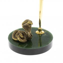 Сувенир &amp;quot;Кобра&amp;quot; с ручкой на нефрите