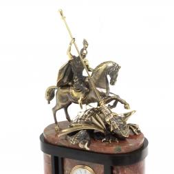 Бронзовые часы на камне "Георгий Победоносец" креноид в кейсе