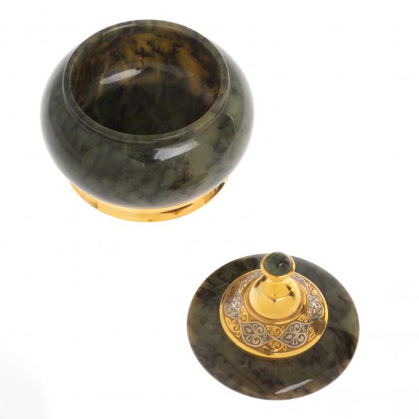 Икорница с крышкой &amp;quot;Нефритовая&amp;quot; Златоуст 9,5х9,5х10,5 см 126810