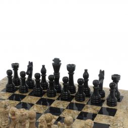 Шахматы "Игрок" из ракушечника и мрамора 38х38 см