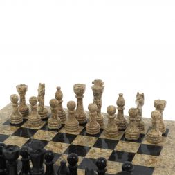 Шахматы "Игрок" из ракушечника и мрамора 38х38 см