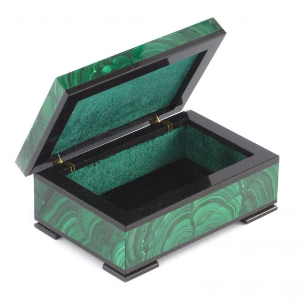 Шкатулка сувенирная из малахита 9х6х3,5 см