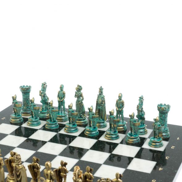 Шахматы &amp;quot;Средневековые рыцари&amp;quot; фигуры бронза / патина 44х44 см мрамор 128390