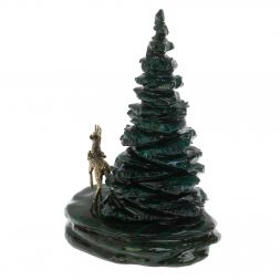 Композиция "Олень у ёлки" из камня змеевик бронза