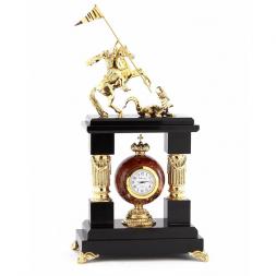 Декоративные часы "Георгий Победоносец" из камня креноид и бронзы