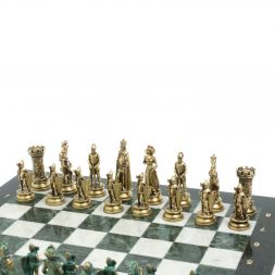 Шахматы &amp;quot;Средневековые рыцари&amp;quot; фигуры бронза / патина 44х44 см мрамор змеевик