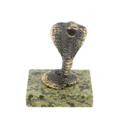 Статуэтка из бронзы &quot;Кобра&quot; на змеевике