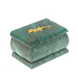 Шкатулка из шабровского змеевика с ящерицей 10х6,5х5,5 см