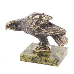 Настольная статуэтка из бронзы и камня "Сокол"