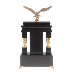 Часы "Горный орел" из яшмы и бронзы