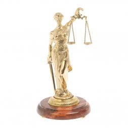 Бронзовая статуэтка &amp;quot;Фемида&amp;quot; на подставке из яшмы