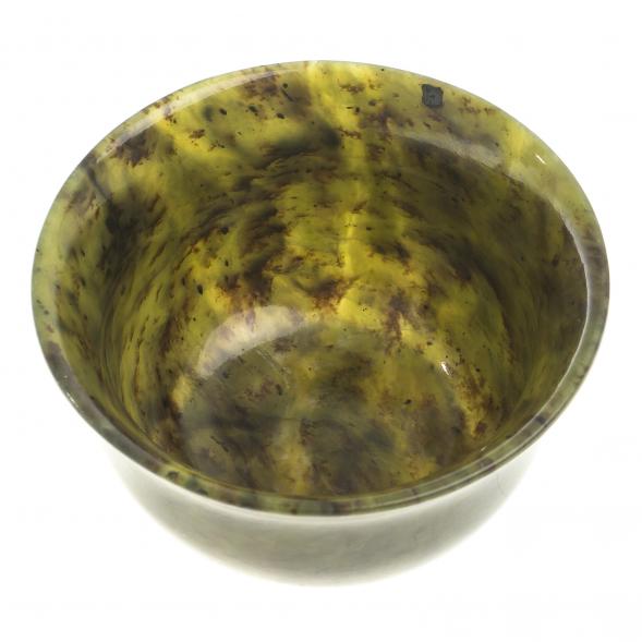 Пиала чайная из камня нефрит 8х8х4 см 123997