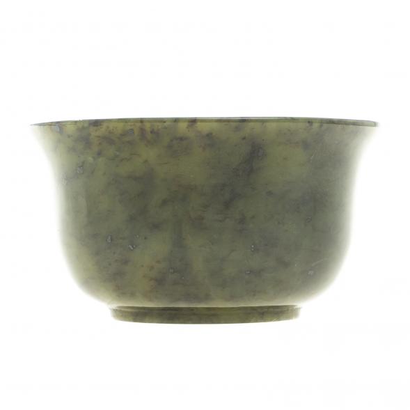 Пиала чайная из камня нефрит 8х8х4 см 123997