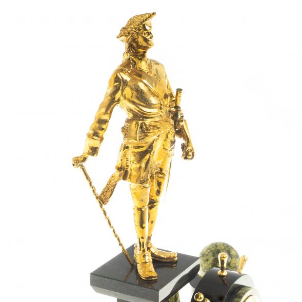 Каминные часы из бронзы &amp;quot;Петр 1 Великий&amp;quot; камень змеевик 113112