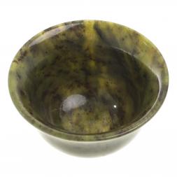 Пиала чайная из камня нефрит 7,5х7,5х4 см