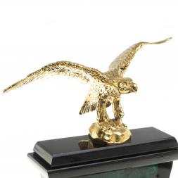 Декоративные часы из малахита &amp;quot;Орел на камне&amp;quot; бронза