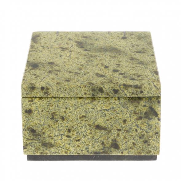 Шкатулка из змеевика 9,5х9,5х6 см 129577