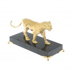 Статуэтка из бронзы "Пума" на подставке из камня долерит