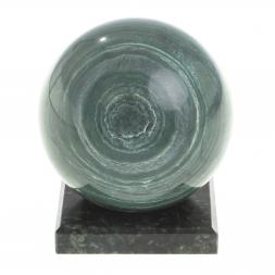 Шар из офиокальцита темный 7,5 см на подставке из змеевика
