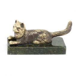 Статуэтка из бронзы и змеевика "Кошка лежащая"