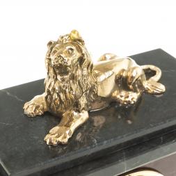 Часы из яшмы &amp;quot;Лев&amp;quot;