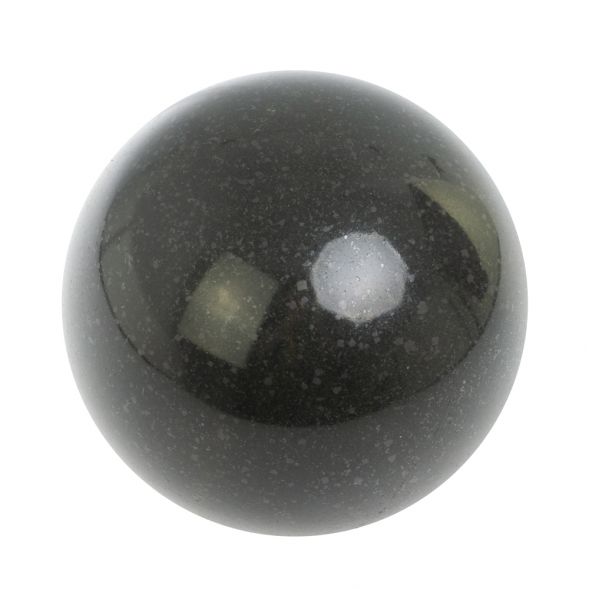 Шар диаметром 10,5 см камень базальт 127624