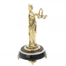 Статуэтка из бронзы "Фемида" на подставке из черного змеевика и мрамора