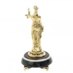 Статуэтка из бронзы "Фемида" на подставке из черного змеевика и мрамора