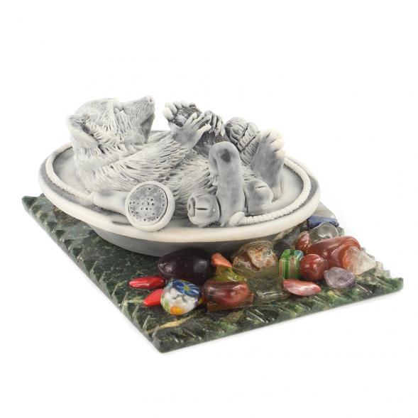 Сувенир &amp;quot;Енот купается&amp;quot; из мрамолита 119845