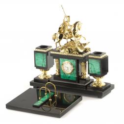 Письменный набор &amp;quot;Георгий Победоносец&amp;quot; из камня малахит с бронзой