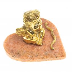 Статуэтка из бронзы на подставке из мрамора "Ангел на сердце"