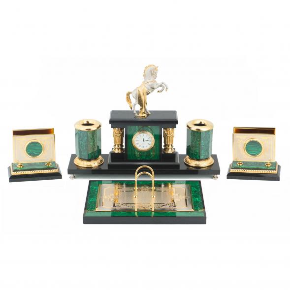 Настольный набор &amp;quot;Конь с попоной&amp;quot; малахит долерит 118870