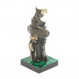 Бронзовая статуэтка &amp;quot;Конь в пальто&amp;quot; из малахита