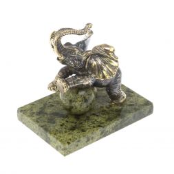 Статуэтка &amp;quot;Слон с шаром цирк&amp;quot; бронза змеевик