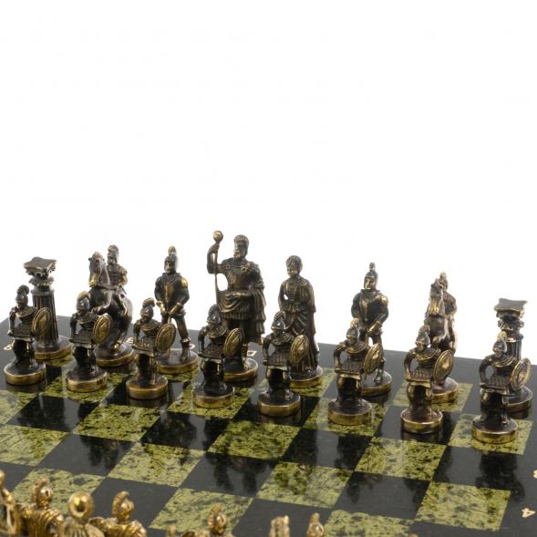 Шахматы &amp;quot;Римские&amp;quot; из бронзы и змеевика 44х44 см 129658