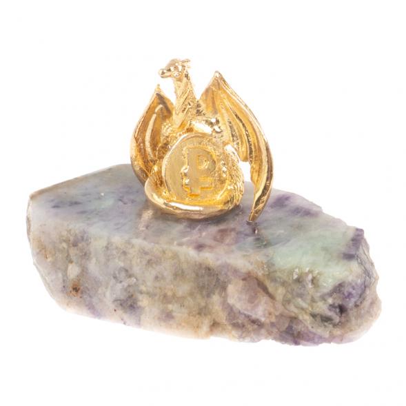 Сувенир &amp;quot;Дракон с монетой&amp;quot; на подставке из флюорита 126842