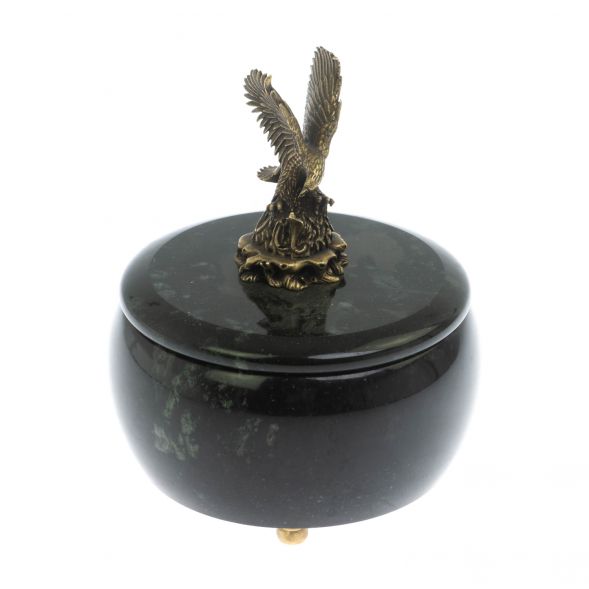 Шкатулка круглая &amp;quot;Орел&amp;quot; из черного змеевика 10,5х10,5х13,5 см 129086