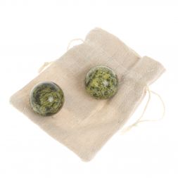 Шары для массажа 3 см 2 шт из светло-зеленого змеевика