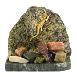 Сувенир &amp;quot;Ящерица на скале&amp;quot; змеевик лемезит