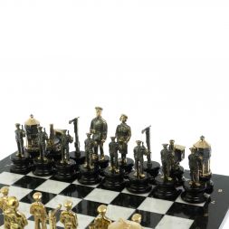 Шахматы подарочные "Железнодорожники" из бронзы и мрамора доска 48х48 см