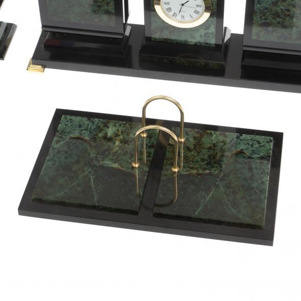 Письменный прибор &amp;quot;Лев&amp;quot; из нефрита на ножках 127239