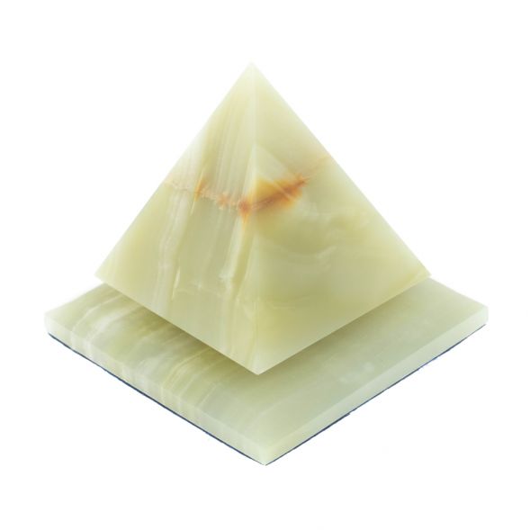Пирамида вращающая из оникса 9,5х9,5х9,5 см 128430