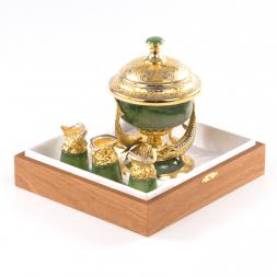 Подарочный набор &amp;quot;Икорница две рыбки со стопками&amp;quot; камень нефрит