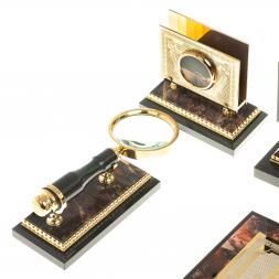 Настольный набор из яшмы &amp;quot;Конь на дыбах&amp;quot; Златоуст