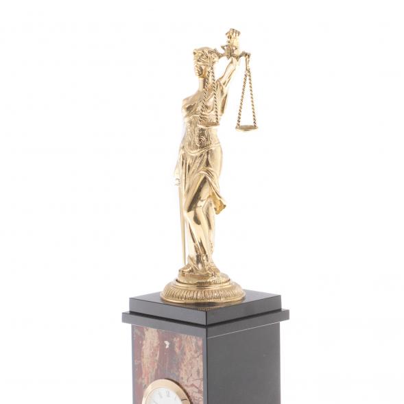 Декоративные часы &amp;quot;Фемида&amp;quot; из яшмы и бронзы - дорогой подарок судье 116690