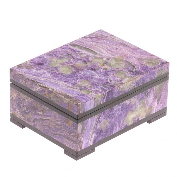 Шкатулка из чароита 9х7х4 см 126246