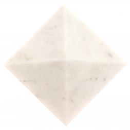 Пирамида из белого мрамора 8,5х8,5х7,5 см